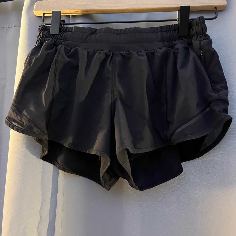 Lululemon black shorts